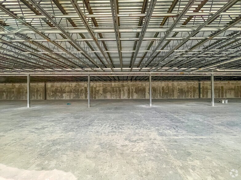 More Photos Of 4050 N Loop 1604 W, Shavano Park Storefront Retail Office For Lease