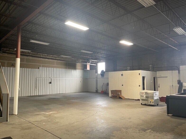 More Photos Of 5540-5564 Gray St, Arvada Warehouse For Lease