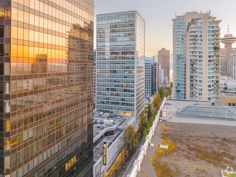 Primary Photo Of 609 Granville St, Vancouver Office For Lease