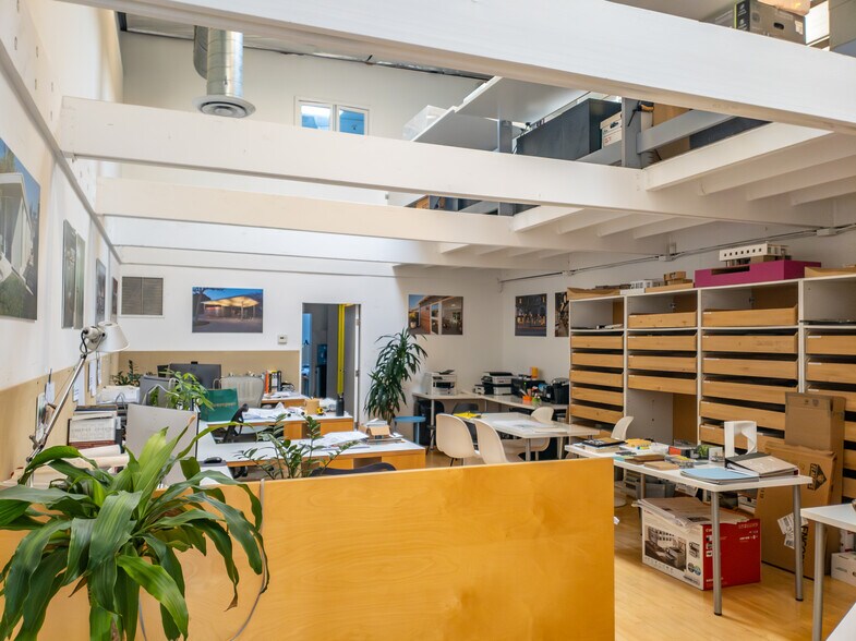 More Photos Of 13432 Beach Ave, Marina Del Rey Loft Creative Space For Sale