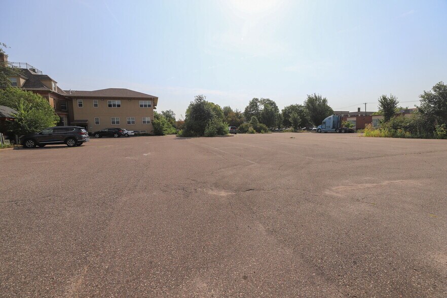 More Photos Of 2722 Park Ave, Minneapolis Office Residential For Sale