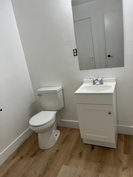 More Photos Of 7324 Madison St, Paramount Warehouse For Sale