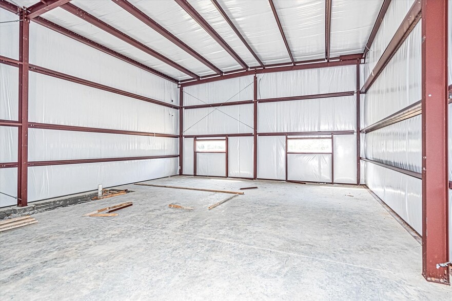 More Photos Of 31815 FM 2978 Rd, Magnolia Warehouse For Lease
