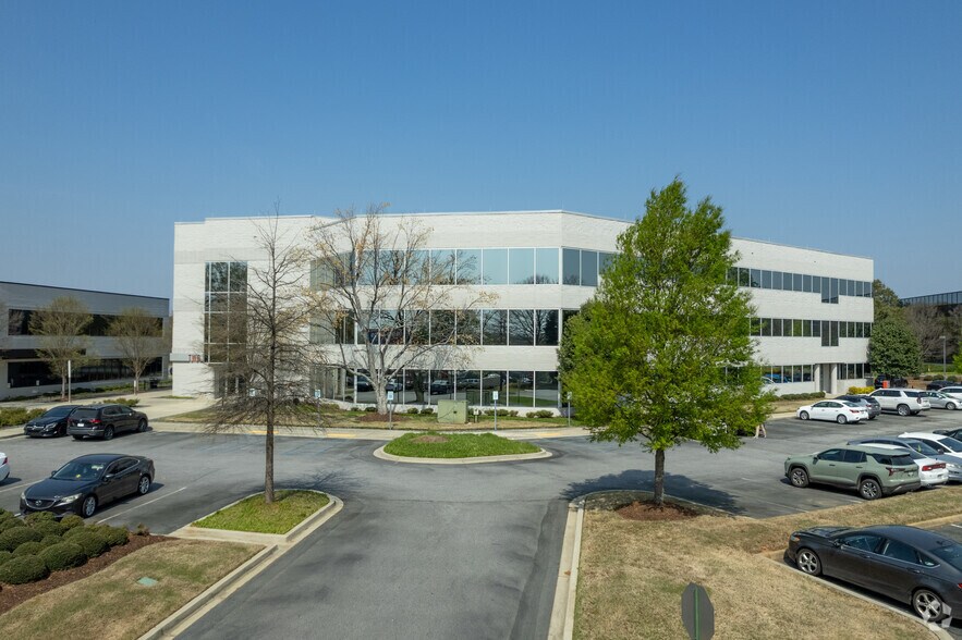 Primary Photo Of 777 Lowndes Hill Rd, Greenville Coworking Space