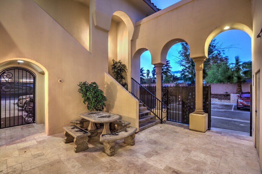 More Photos Of 3470 E Russell Rd, Las Vegas Office For Lease