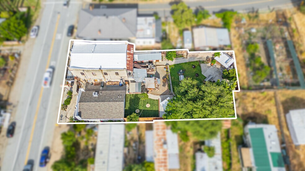 More Photos Of 30048 Yosemite Blvd, La Grange Bar For Sale