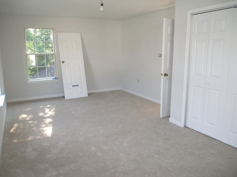 More Photos Of 7731 West Dr, Glen Burnie Assisted Living For Sale
