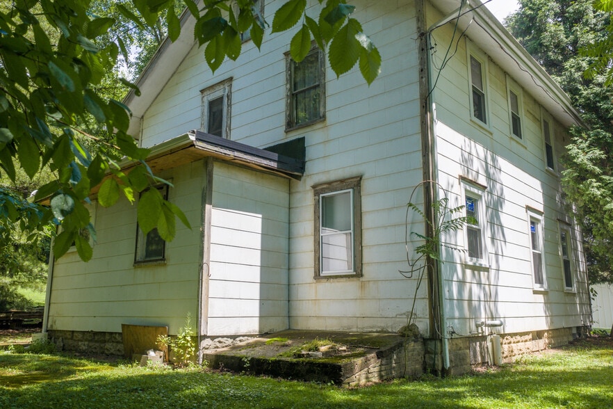 More Photos Of 6297 Columbia Rd NW, Dover Specialty For Sale