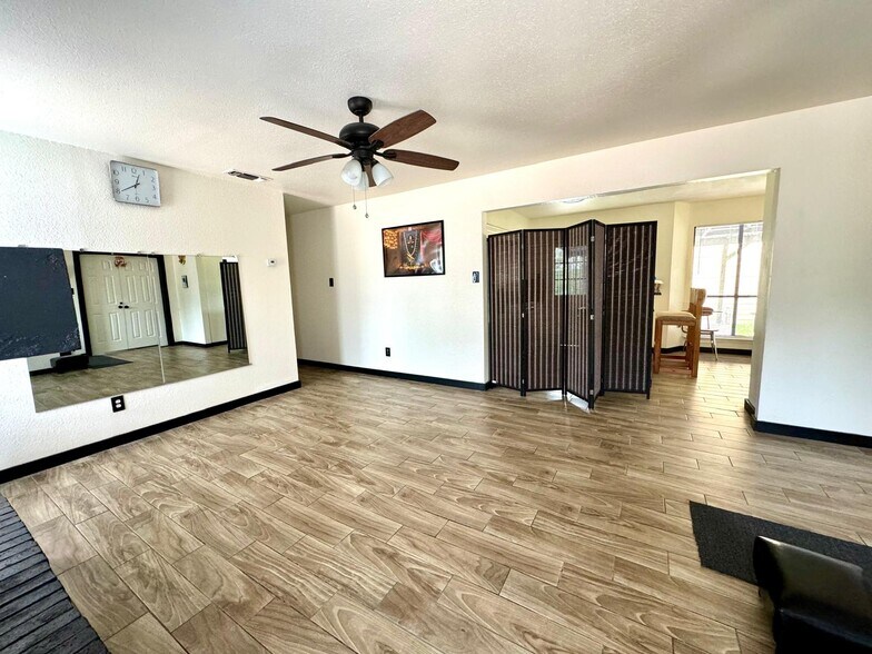 More Photos Of 2905 Blue Ridge Dr, Cedar Park Office Residential For Lease