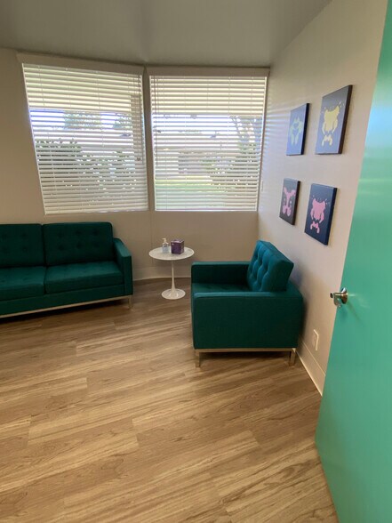 More Photos Of 877 W Fremont Ave, Sunnyvale Medical For Lease