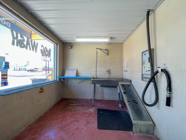 More Photos Of 223 Main, Newkirk Service For Sale