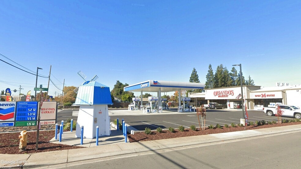Primary Photo Of 2226 Jackson Ave, Escalon Supermarket For Sale