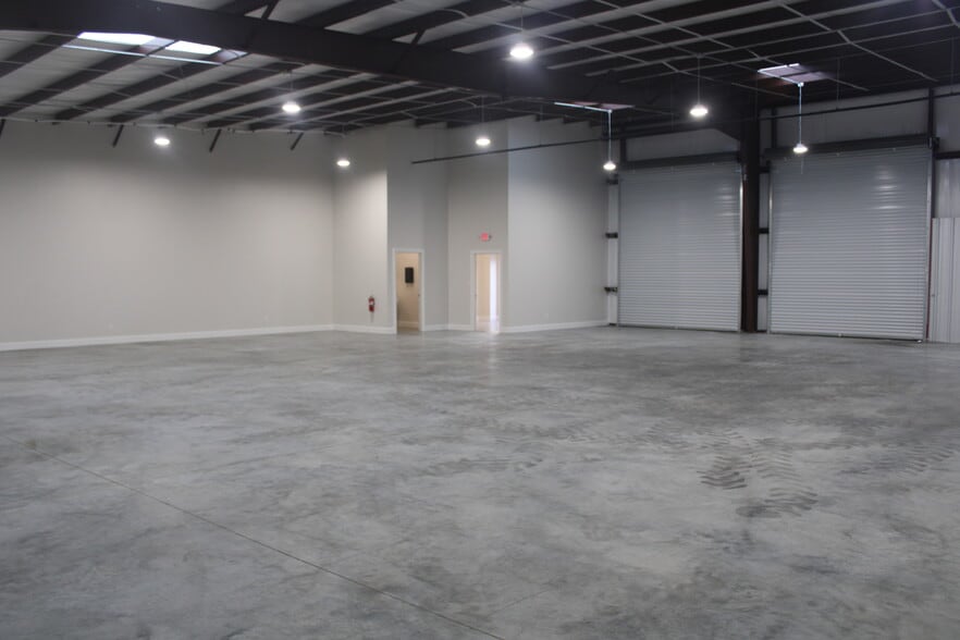 More Photos Of 21631 Rhodes Rd, Spring Unknown For Lease