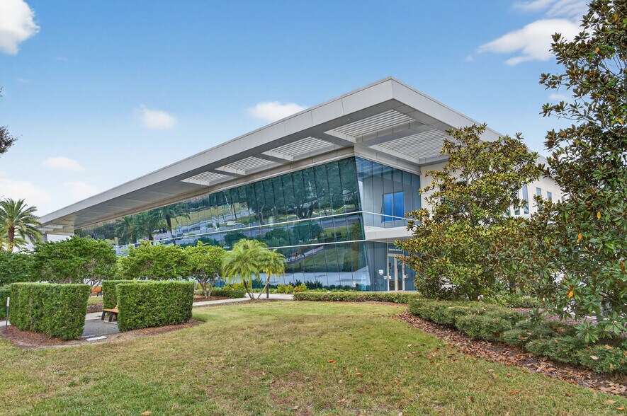 More Photos Of 9395 S John Young Pky, Orlando Office For Lease