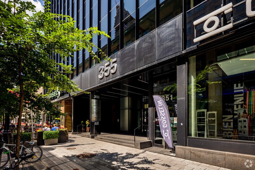More Photos Of 351-359 Rue Sainte-Catherine O, Montréal Office Residential For Lease