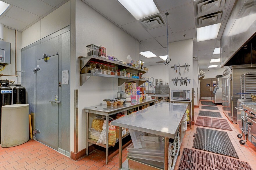 More Photos Of 818 S Main St, Las Vegas Lodge Meeting Hall For Sale