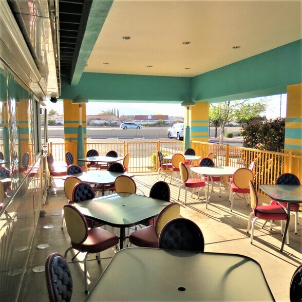 More Photos Of 3500 Canyon De Flores, Sierra Vista Restaurant For Sale