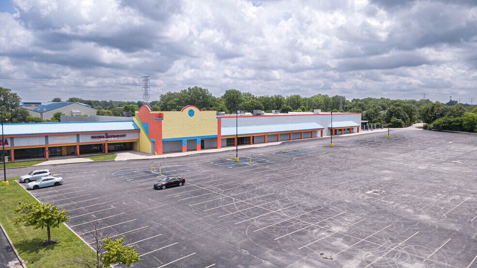 More Photos Of 3643-3749 Commercial Dr, Indianapolis Unknown For Lease