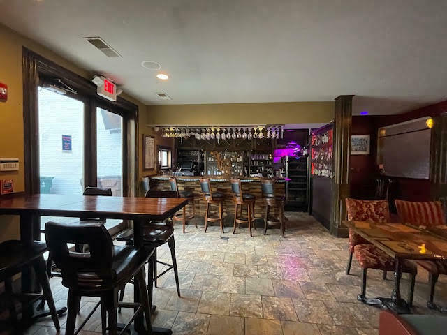 More Photos Of 210 W 14th St, Cincinnati Hospitality For Lease