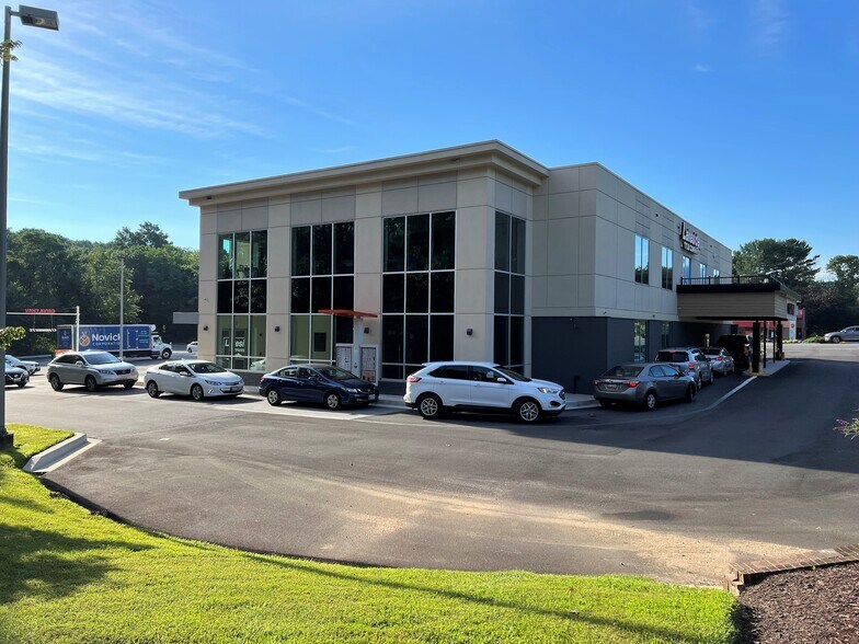 More Photos Of 9200 Old Annapolis Rd, Columbia Storefront Retail Office For Lease