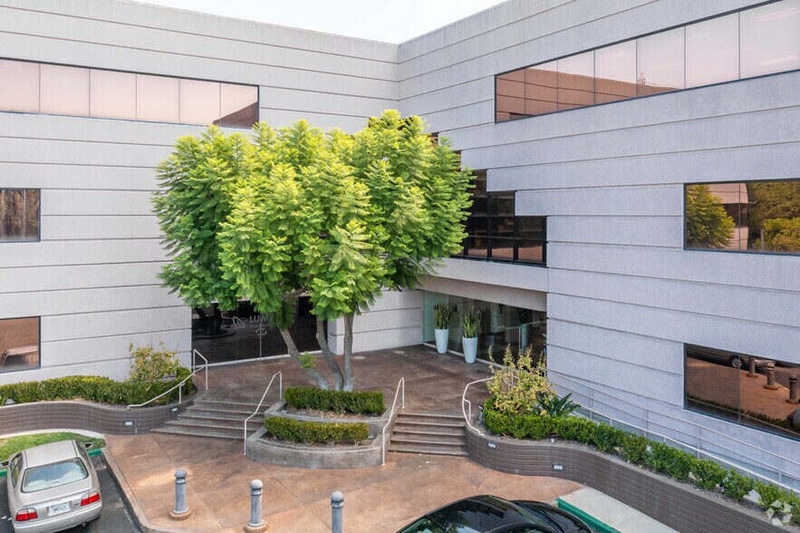 More Photos Of 26522 La Alameda, Mission Viejo Office For Lease