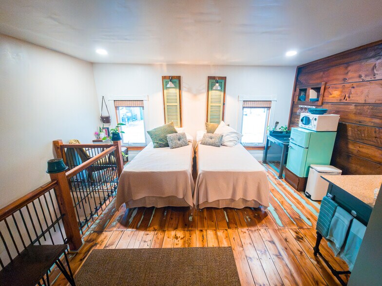 More Photos Of 127 N Main St, Amherst Storefront Retail Residential For Sale