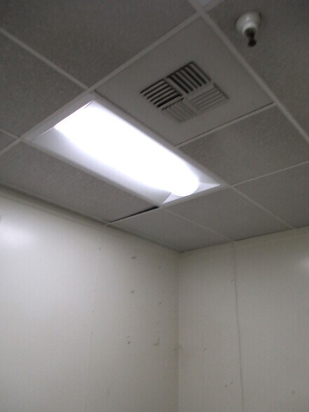 More Photos Of 9900-9904 S Central Ave, Los Angeles Schools For Lease