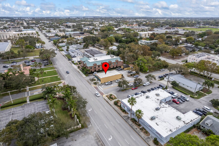 More Photos Of 1755 20th St, Vero Beach Storefront Retail Office For Sale