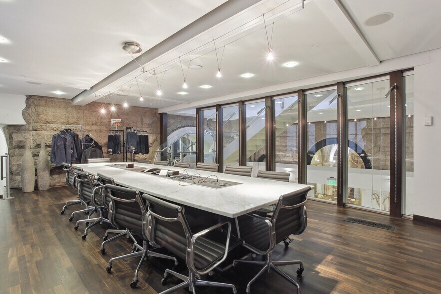 More Photos Of 730 17th St, Denver Office For Sale