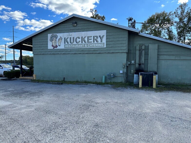 Primary Photo Of 210 Cannon Bridge Rd, Orangeburg Restaurant For Sale