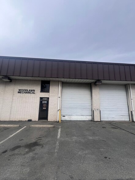 More Photos Of 8573 Atlas Dr, Gaithersburg Warehouse For Lease
