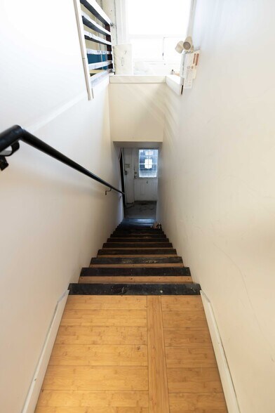 More Photos Of 13308 76th Ave, Surrey Warehouse For Sale