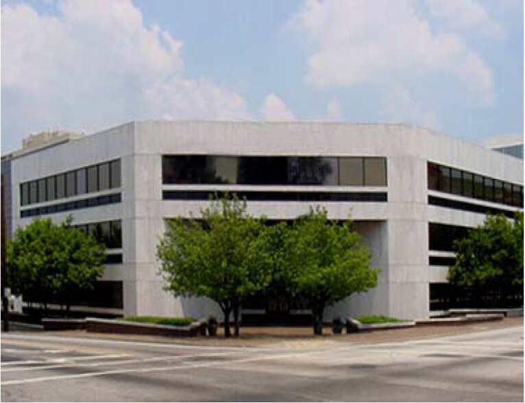 More Photos Of 200 E Ponce De Leon Ave, Decatur Medical For Lease