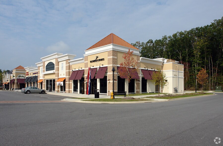 Primary Photo Of 11737-11777 Hg Trueman Rd, Lusby Unknown For Lease