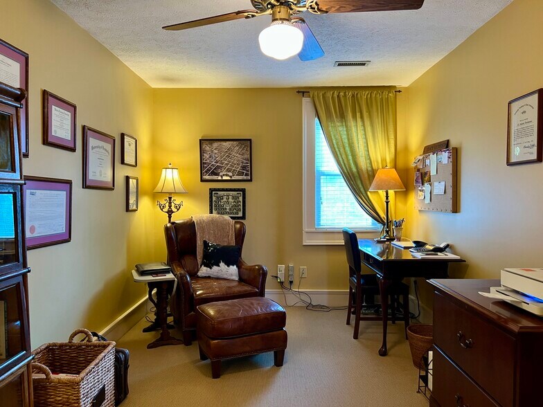 More Photos Of 210 S College St, Franklin Office For Sale