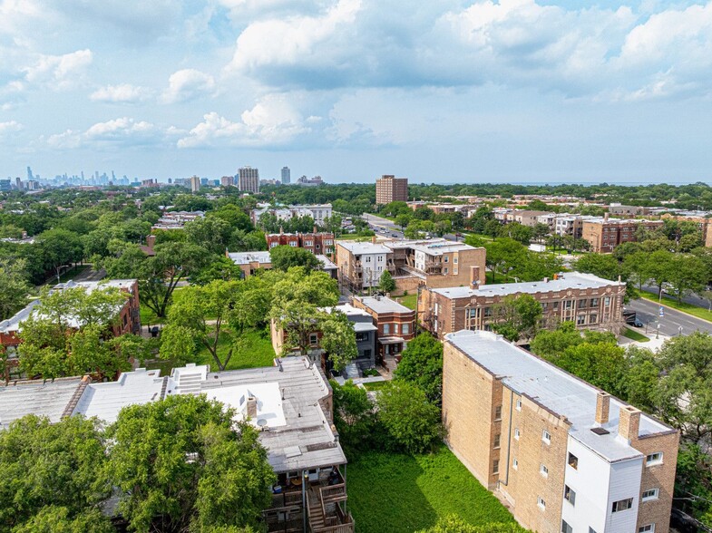 More Photos Of 1509 E 69th Pl, Chicago Apartments For Sale