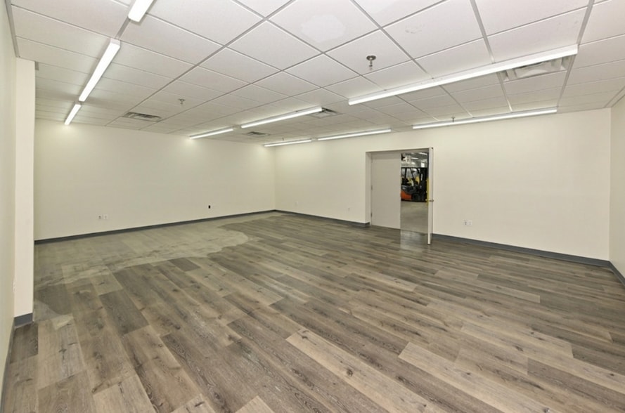 More Photos Of 210 S Newman St, Hackensack Manufacturing For Lease