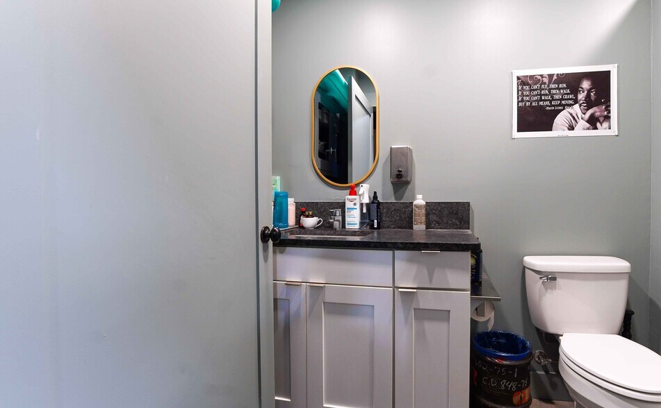 More Photos Of 17629 Cordova Pl, Panama City Beach Industrial For Sale