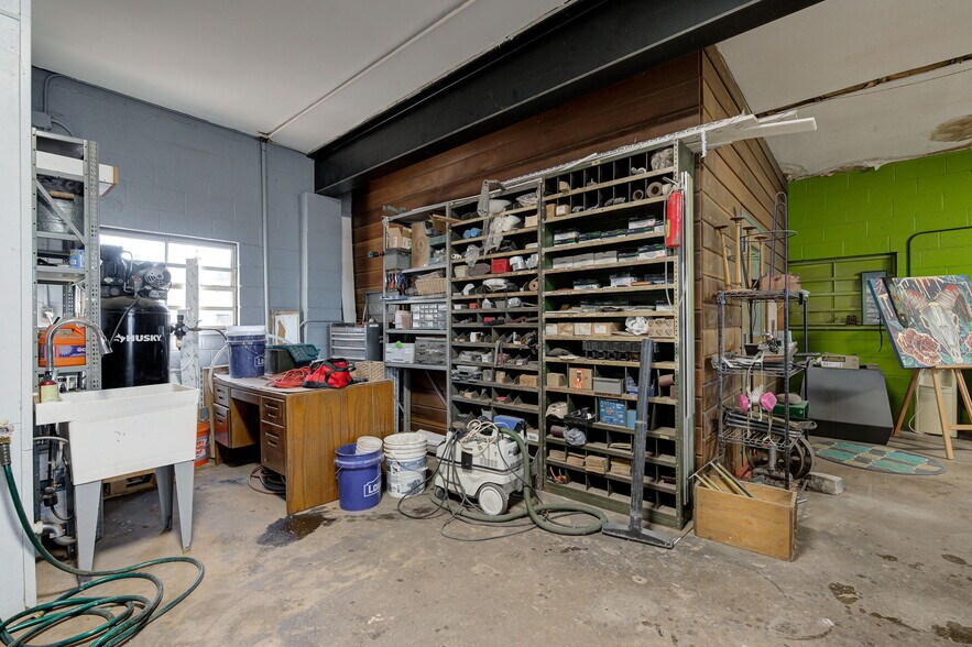 More Photos Of 1615 N Portland Ave, Oklahoma City Warehouse For Sale