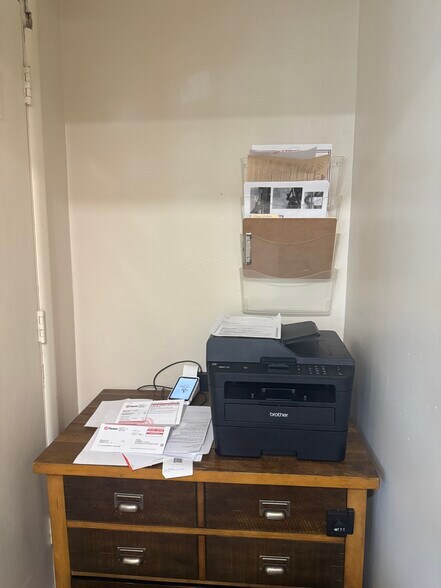 More Photos Of 1020 18th St, Woodward Office For Sale