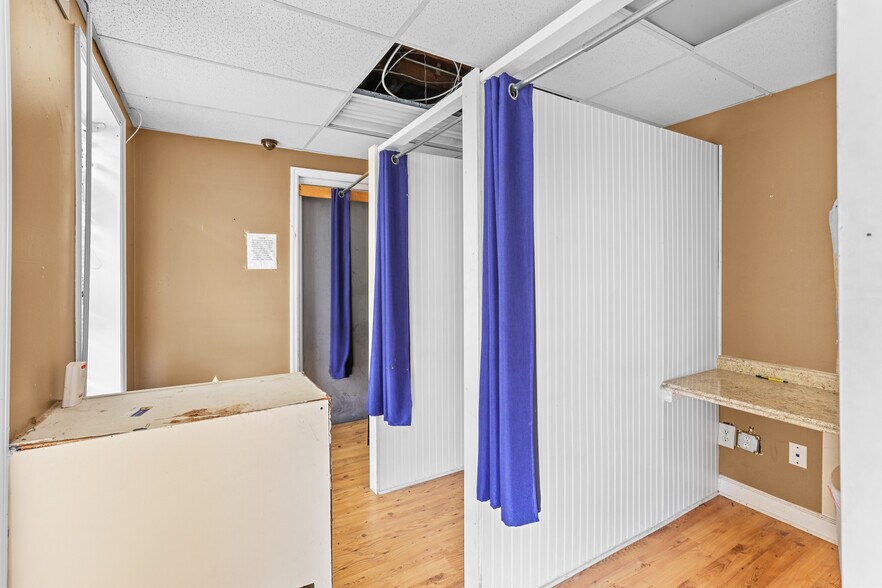 More Photos Of 6580 Ga-85 Hwy, Riverdale Auto Dealership For Sale