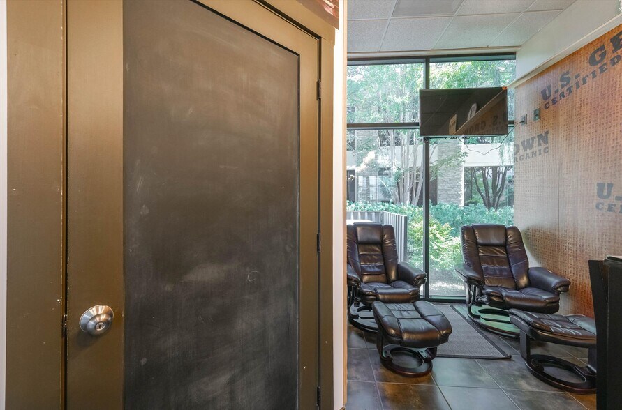 More Photos Of 3215 Old Conejo Rd, Newbury Park Medical For Sale