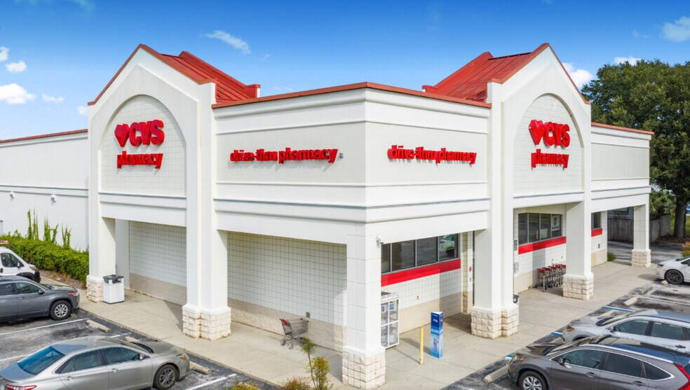 Primary Photo Of 901 S Main St, Wildwood Drugstore For Sale