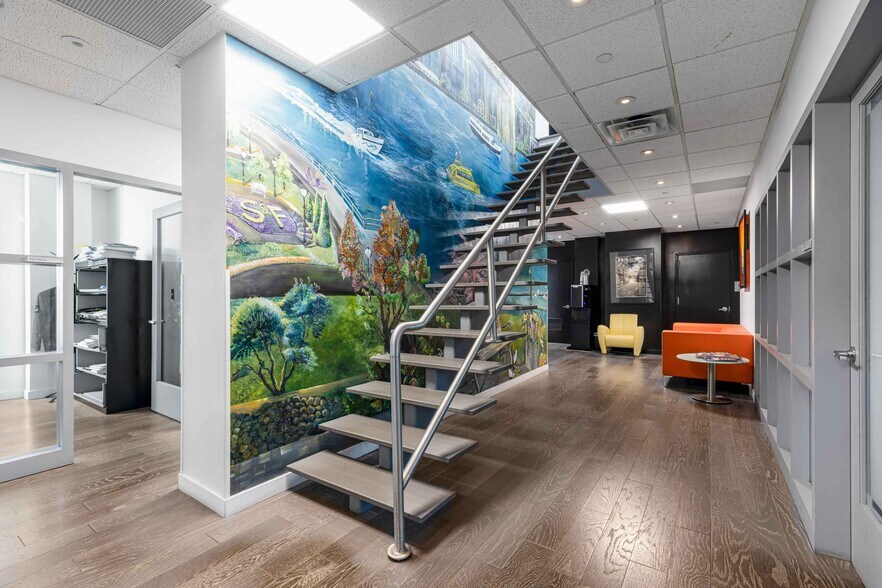 More Photos Of 31-19 Newtown Ave, Astoria Medical For Lease