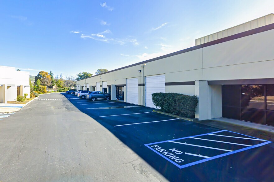 More Photos Of 962-996 Hanson Ct, Milpitas Warehouse For Lease