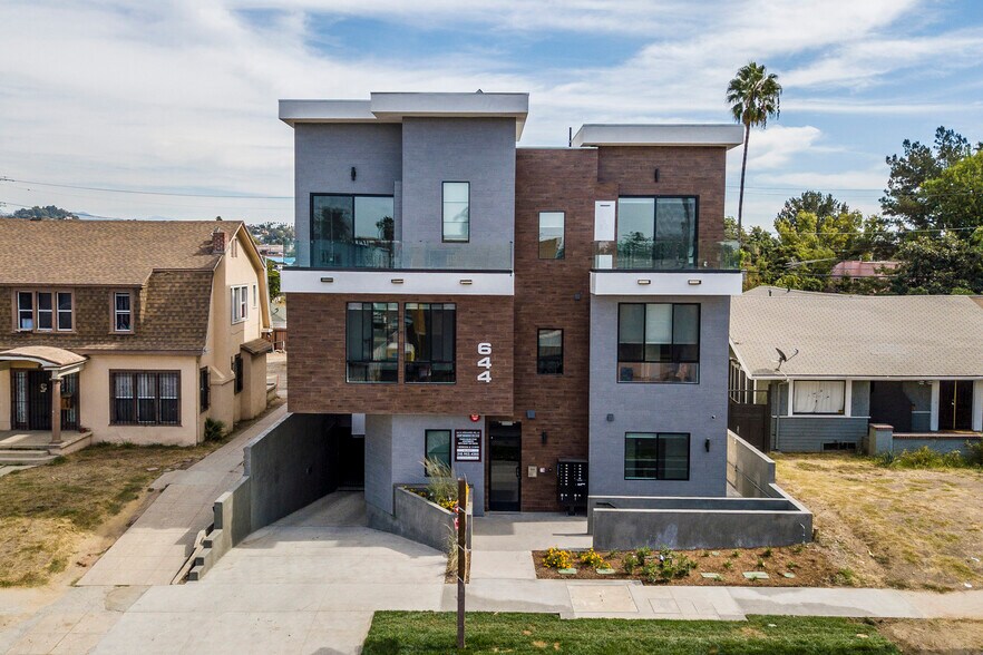More Photos Of 644 N Normandie Ave, Los Angeles Apartments For Sale
