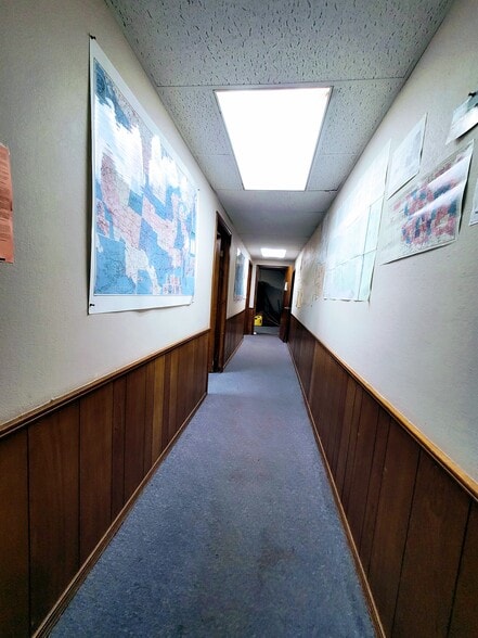 More Photos Of 2614 SW Lee Blvd, Lawton Office For Sale