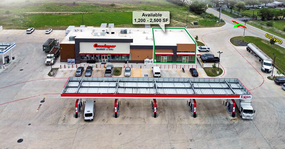 Primary Photo Of 12407 Wright Road, Buda Supermarket For Lease