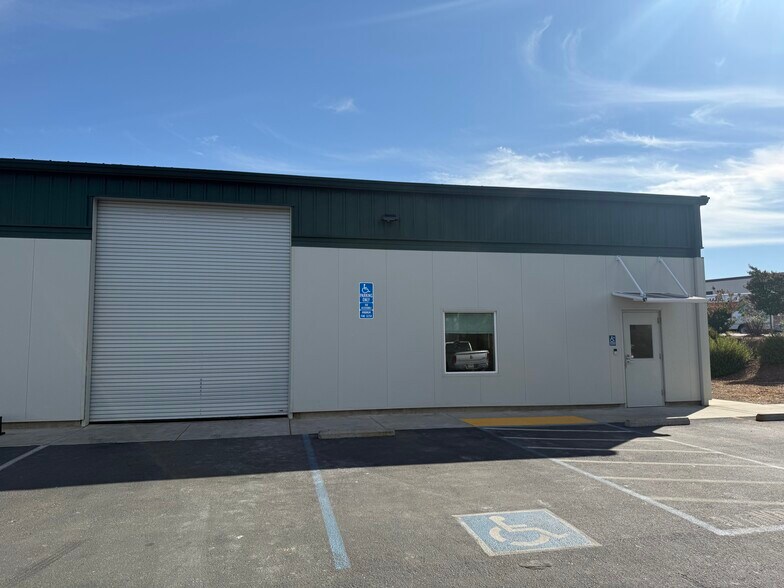 More Photos Of 4400 Business Park Dr, Cameron Park Warehouse For Lease