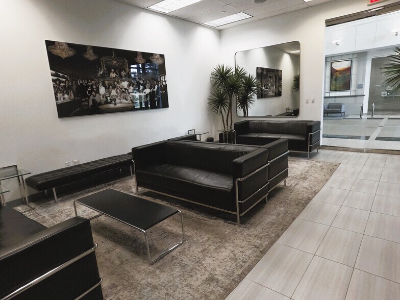 More Photos Of 16633 N Dallas Pky, Addison Office For Lease